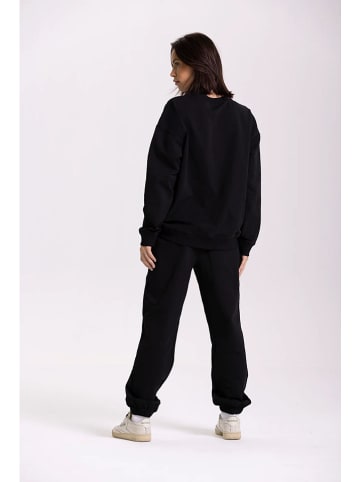 Onamaste Sweatshirt "Olga" zwart