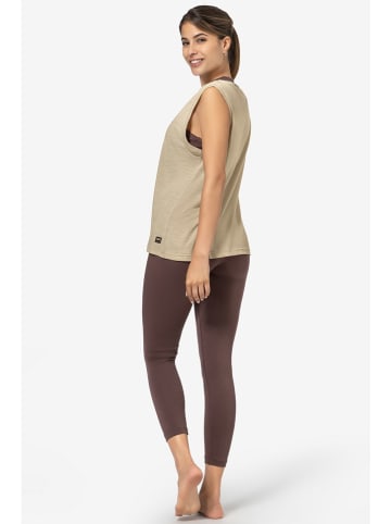 super.natural Trainingstop "Boxy" in Beige