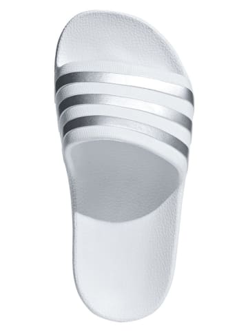 adidas Buty kąpielowe "Aqua" w kolorze srebrno-białym