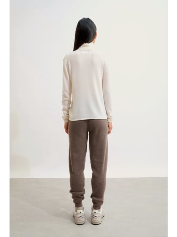 AUTHENTIC CASHMERE Kaschmir-Rollkragenpullover "Bise" in Creme