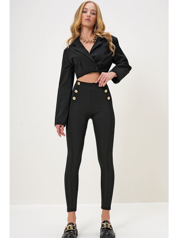 Trend Alaçatı Stili Legginsy w kolorze czarnym