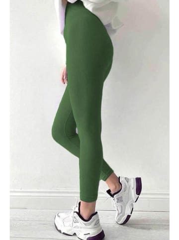 MADMEXT Leggings in Grün