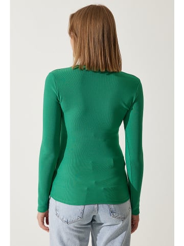 Happiness Istanbul Longsleeve in Grün