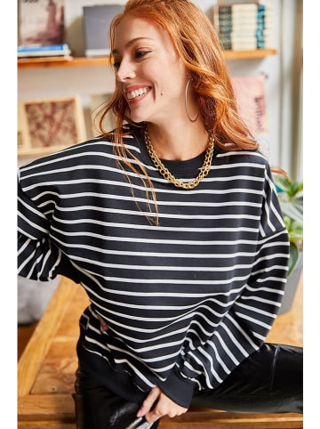 Olalook Sweatshirt in Schwarz/ Weiß