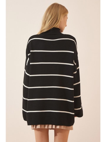 Happiness Istanbul Pullover in Schwarz