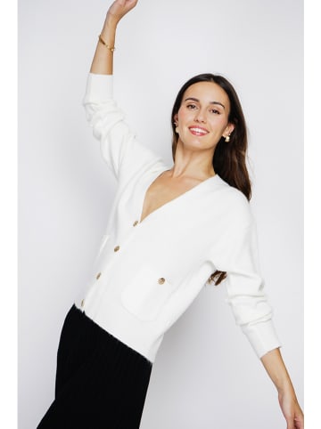 ASSUILI Kasjmieren vest wit