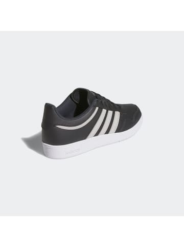adidas Sneakers in Schwarz