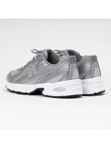 New Balance Sneakersy "740" w kolorze srebrnym