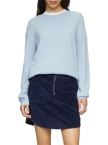 QS by S. Oliver Sweter w kolorze błękitnym