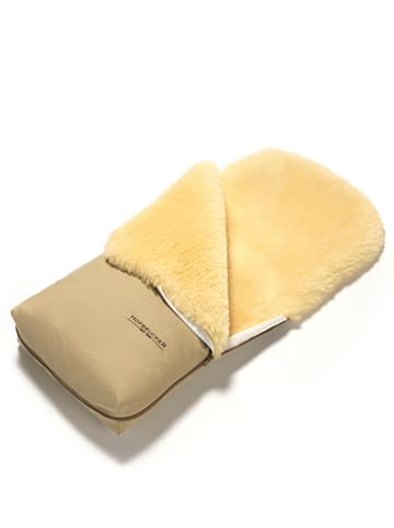 Hofbrucker Lammfell-Fußsack "Putzi" in Beige - (L)90 x (B)34 cm