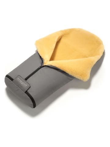 Hofbrucker Lammfell-Fußsack "Iglu" in Grau - (L)95 x (B)34 cm