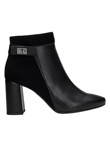 Wojas Leren enkellaarzen zwart