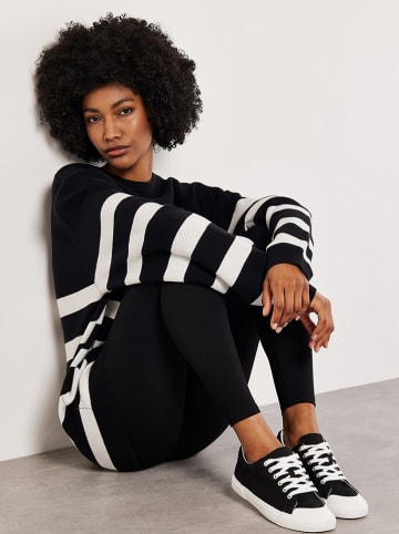 Apricot Sweter w kolorze czarno-białym