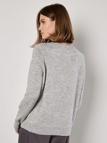 Apricot Sweter w kolorze szarym