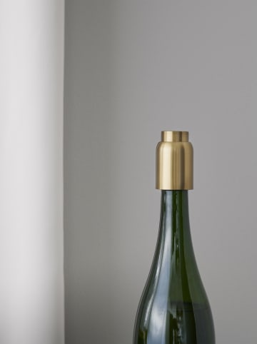 Stelton Vacuüm-flesafsluiter "Collar" goudkleurig - (B)4 x (H)6 x (D)4 cm