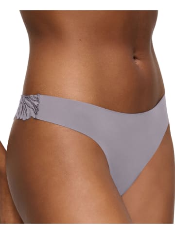 Triumph String grijs