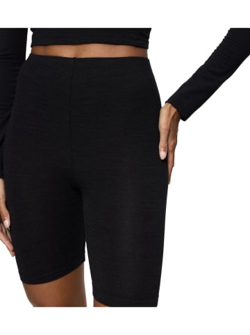 Triumph Szorty w kolorze czarnym