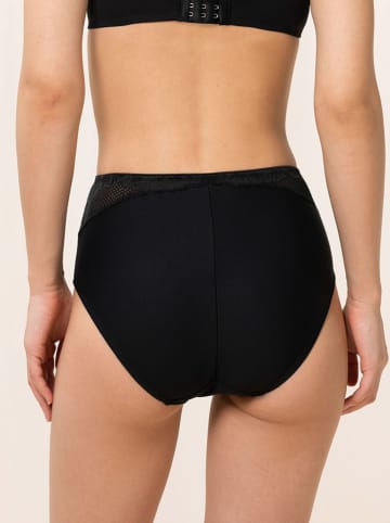 Triumph Pełne figi high waist w kolorze czarnym