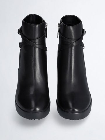 Liu Jo Leder-Stiefeletten in Schwarz