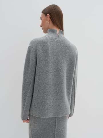 Someday Sweter w kolorze szarym