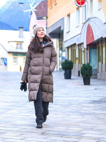 Maul Sport Płaszcz pikowany "Halifax" w kolorze szarobrązowym