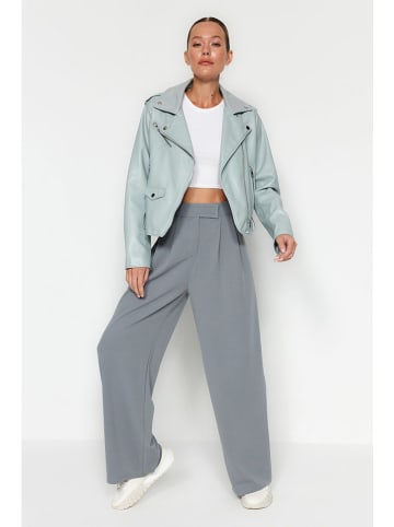 trendyol Marlenehose in Grau