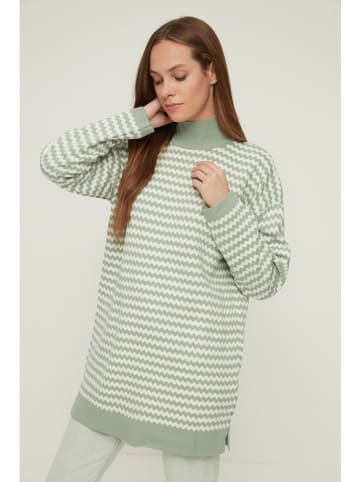 trendyol Pullover in Weiß/ Grün