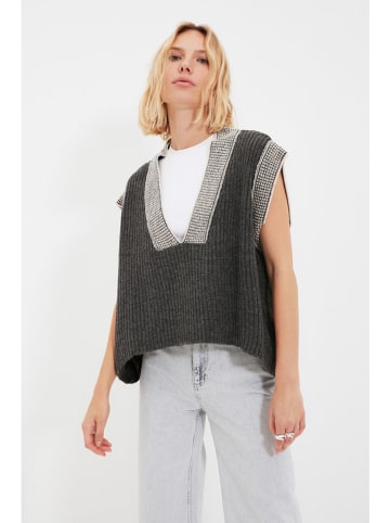 trendyol Weste in Grau