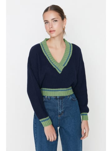 trendyol Pullover in Dunkelblau/ Grün