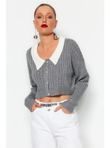 trendyol Cardigan in Grau