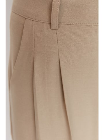 trendyol Hose in Beige