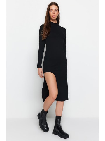 trendyol Sukienka w kolorze czarnym