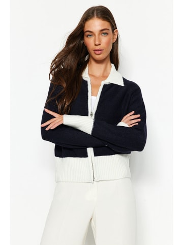 trendyol Cardigan in Schwarz/ Weiß