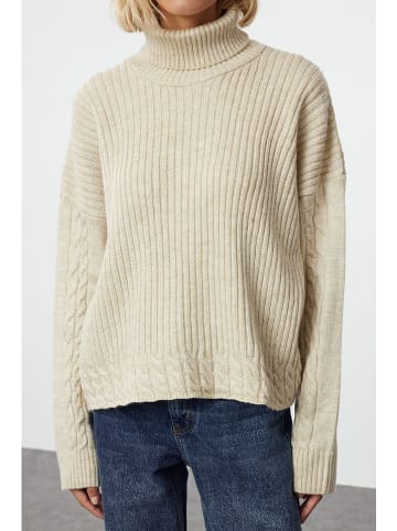 trendyol Rollkragenpullover in Sand