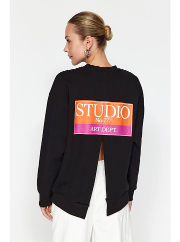 trendyol Bluza w kolorze czarnym