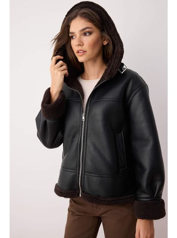 trendyol Kunstlederjacke in Schwarz