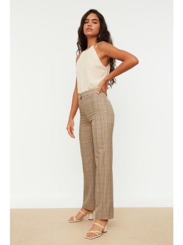 trendyol Marlenehose in Beige/ Braun