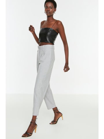 trendyol Hose in Grau