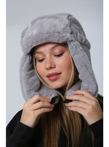 Lucky Bees Mütze in Hellgrau