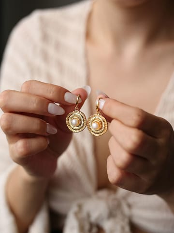 Pierres de Jade Vergulde oorringen met parels