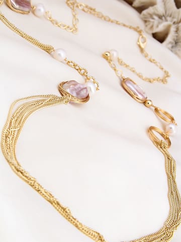 Pierres de Jade Vergold. Halskette mit Schmuckelementen - (L)45 cm