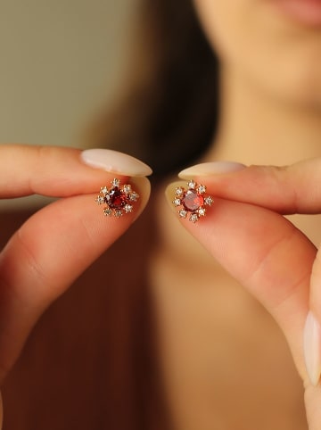 Pierres de Jade Vergold. Ohrstecker mit Edelsteinen