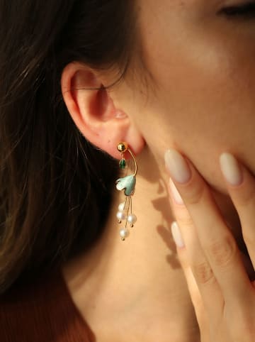 Pierres de Jade Vergold. Ohrstecker mit Perlen