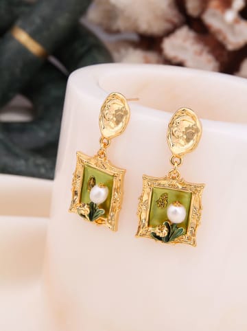 Pierres de Jade Vergold. Ohrstecker mit Perlen