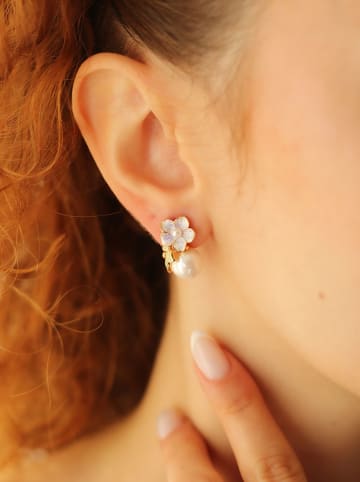 Pierres de Jade Vergold. Ohrstecker mit Perlen