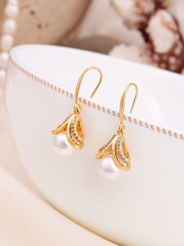 Pierres de Jade Vergold. Ohrhänger mit Perlen und Edelsteinen