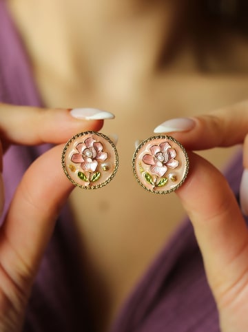 Pierres de Jade Vergold. Ohrstecker mit Perlen