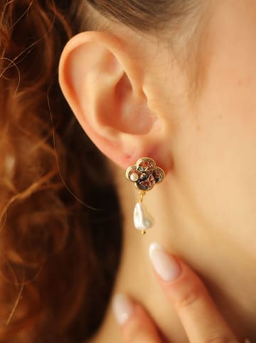 Pierres de Jade Vergold. Ohrstecker mit Perlen