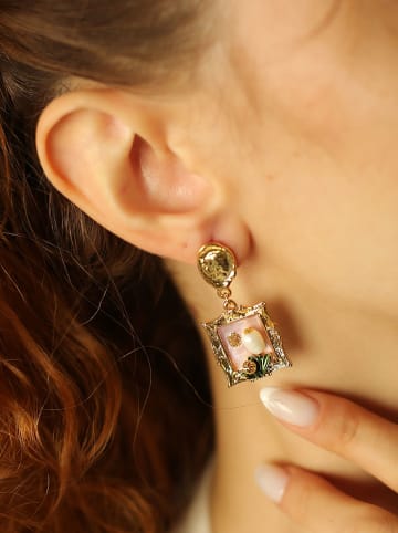 Pierres de Jade Vergold. Ohrstecker mit Perlen