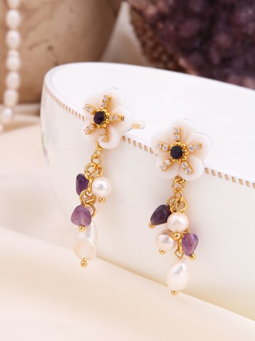 Pierres de Jade Vergold. Ohrstecker mit Perlen und Edelsteinen